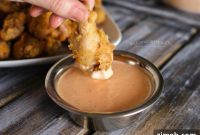 Fiery Sriracha Ranch Dip