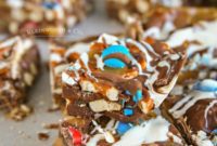 Caramel Pretzel Crunch Squares