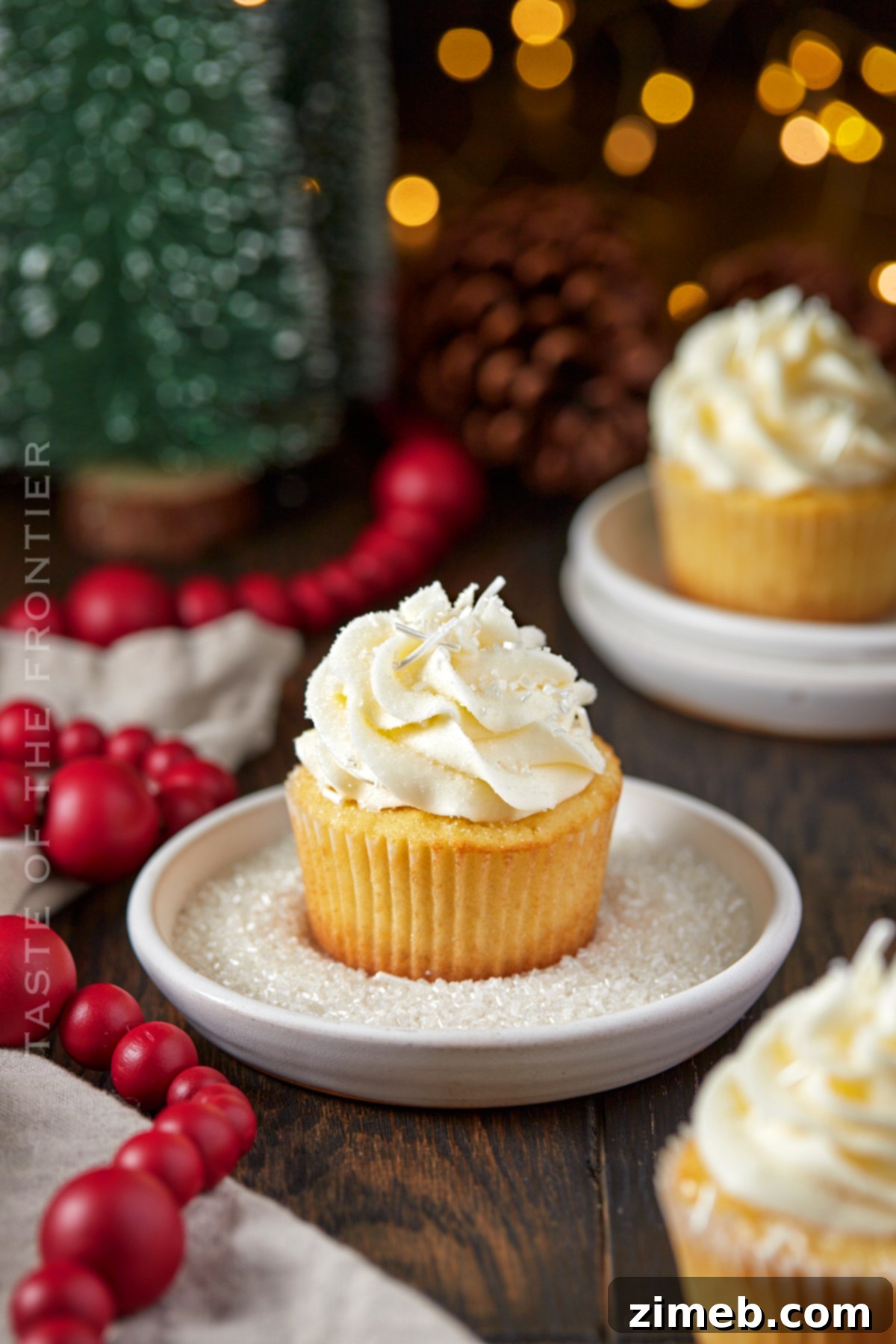 Bubbly Buttercream 6 Festive holiday cupcakes topped with Champagne frosting, perfect for New Year's Eve parties