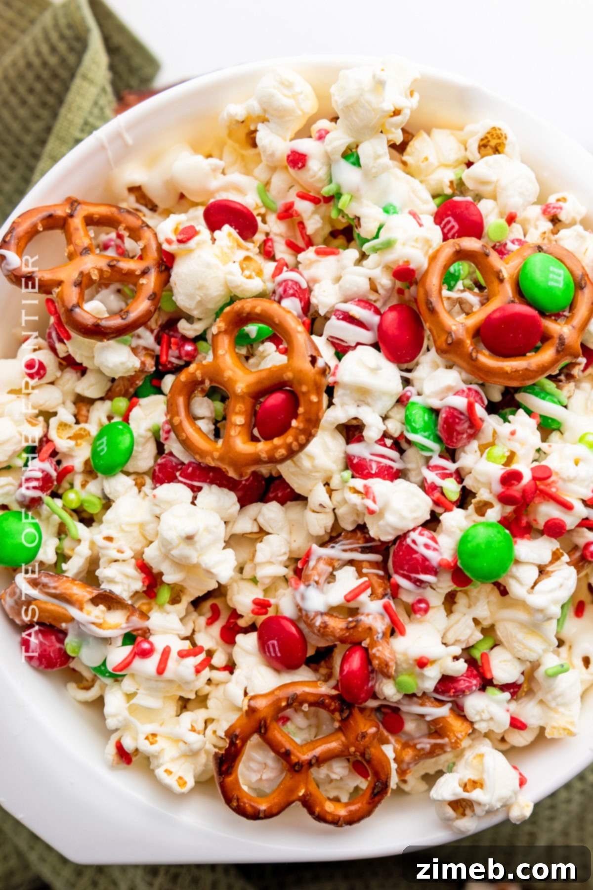 Yuletide Pop 3 5-minute Christmas snack