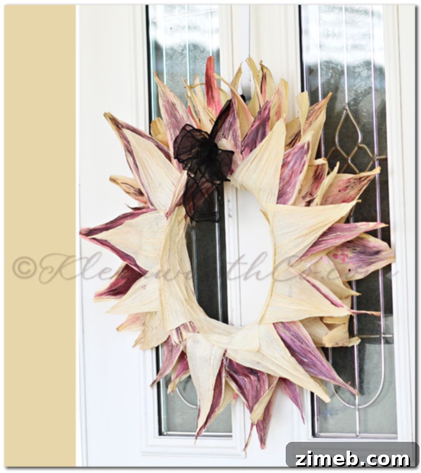 Corn Husk Wreath {DIY} Corn Husk Wreath {DIY}