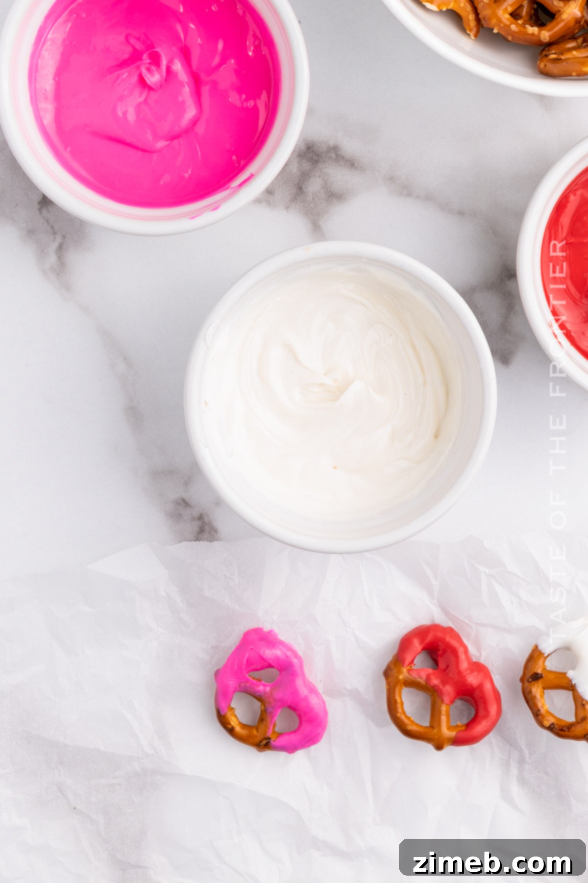 Sweetheart Pretzels 6 chocolate coated pretzels with sprinkles