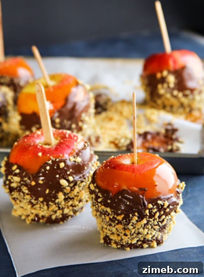 Fall dessert Caramel Apples: perfect for Halloween and autumn gatherings