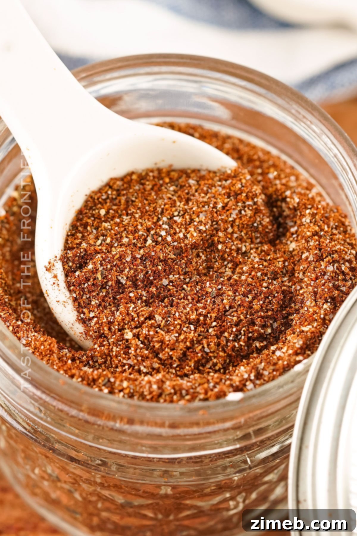 Robust Chili Blend 14 Homemade Chili Seasoning blend in a jar