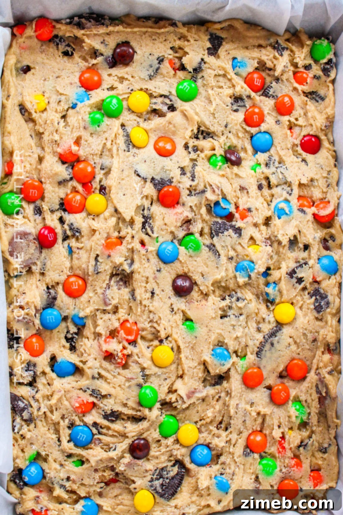 how to make M&M Cookie Bars