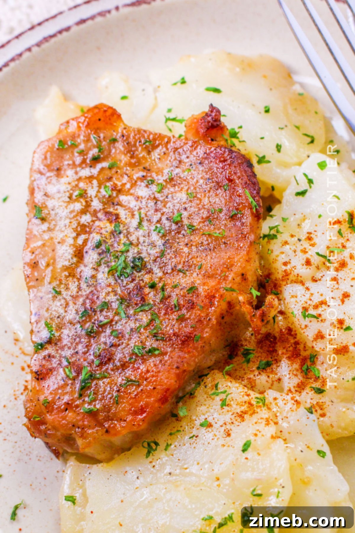 Hearty Pork Chops with Creamy Scalloped Potatoes 8 easy pork chop dinner