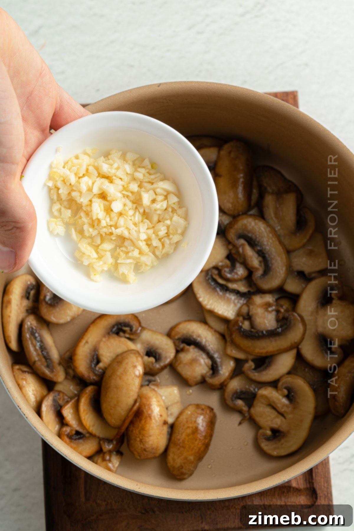 Low Carb Egg Bites 5 egg muffin with mushrooms and cheese - delicious keto breakfast