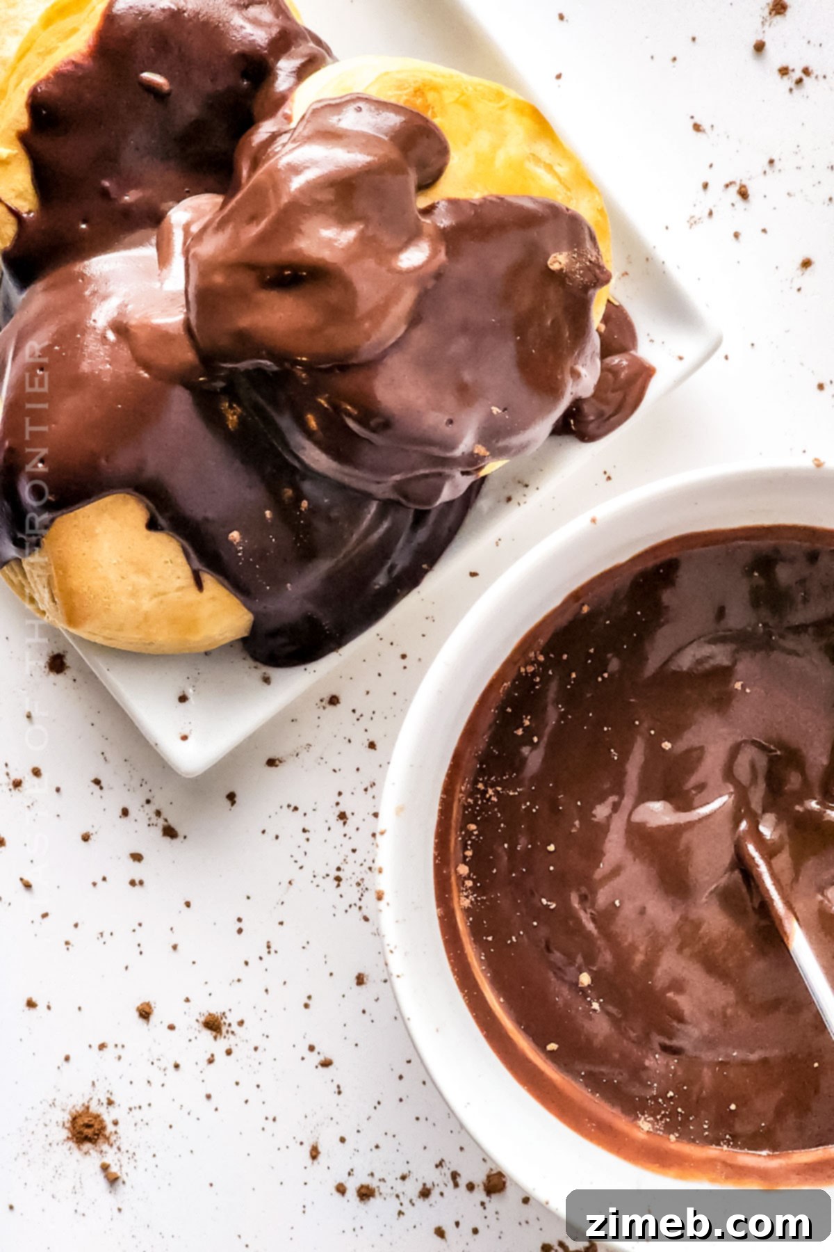 dessert gravy