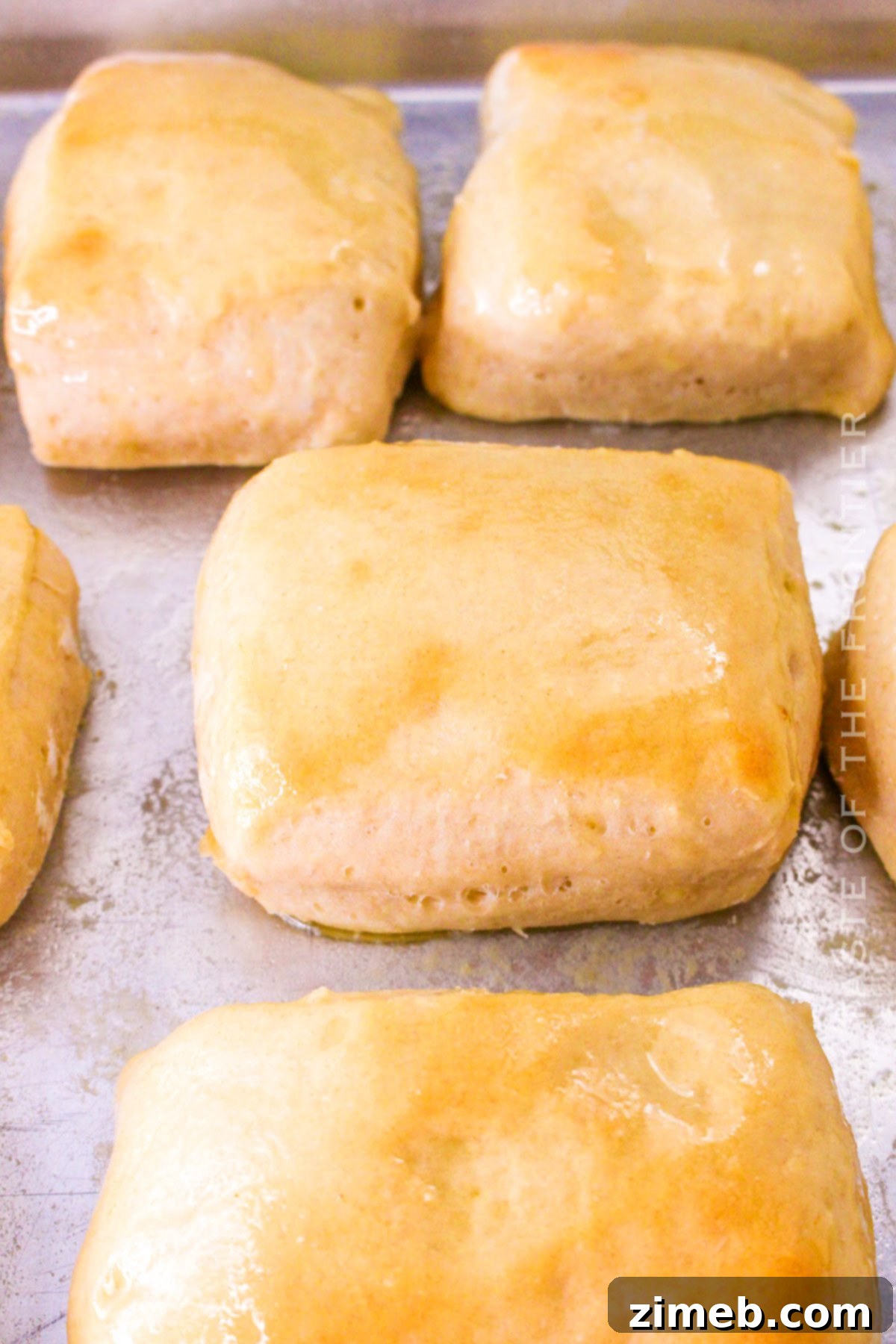 Homemade Texas Roadhouse Rolls 15 copycat dinner rolls - A basket of freshly baked Texas Roadhouse Rolls.