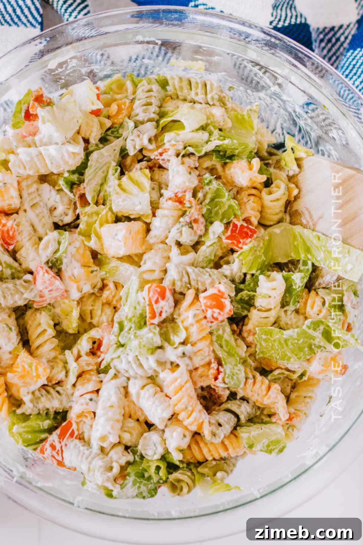 the best creamy pasta salad