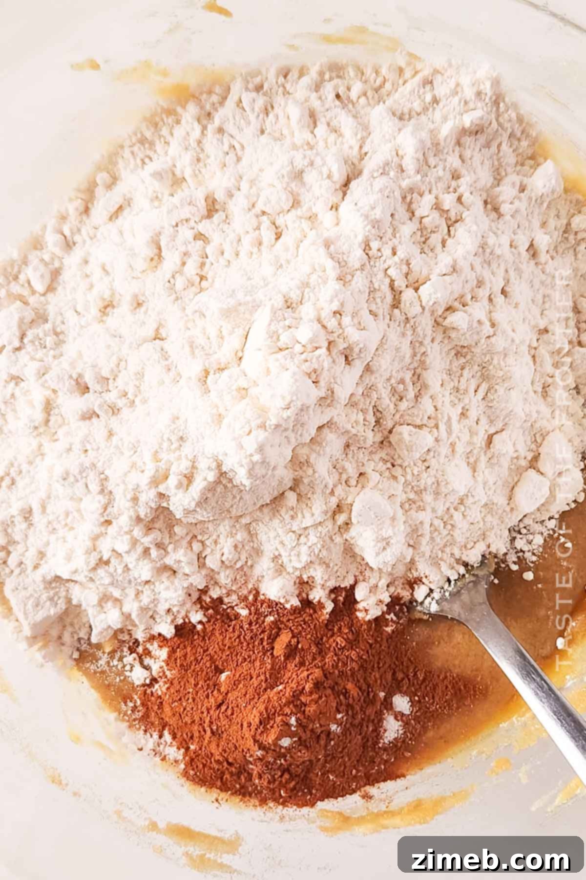 Dry ingredients for dessert bars.