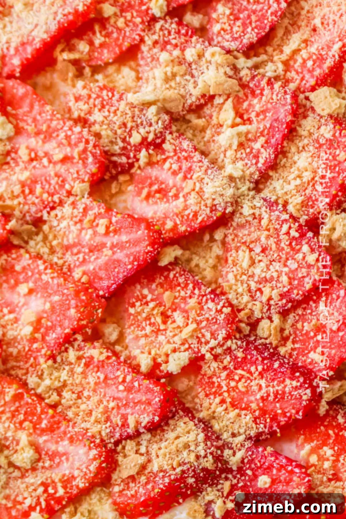 No-Bake Strawberry Dream 6 Strawberry cake topping with fresh berries