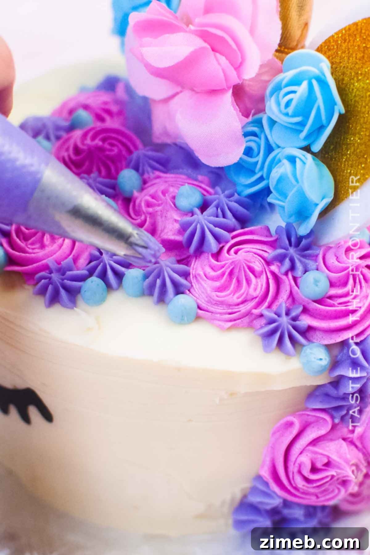 unicorn cake decorating