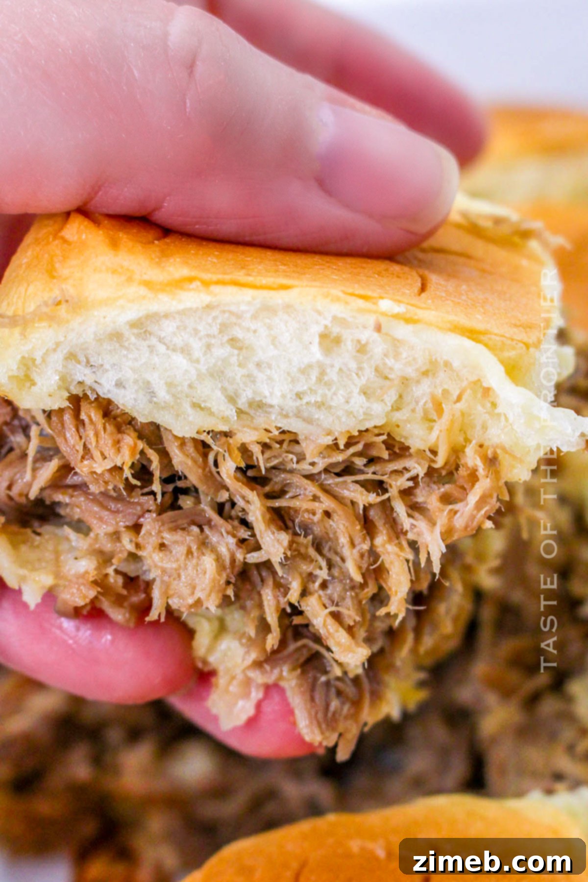 BBQ Pulled Pork Sliders 7 img 112058 6