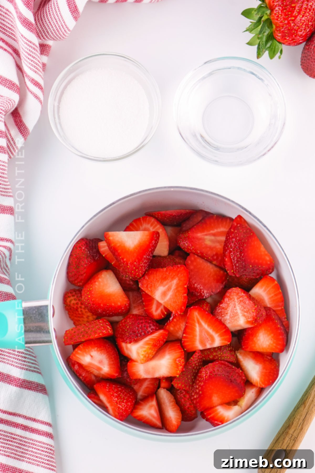 Strawberry Simple Syrup ingredients