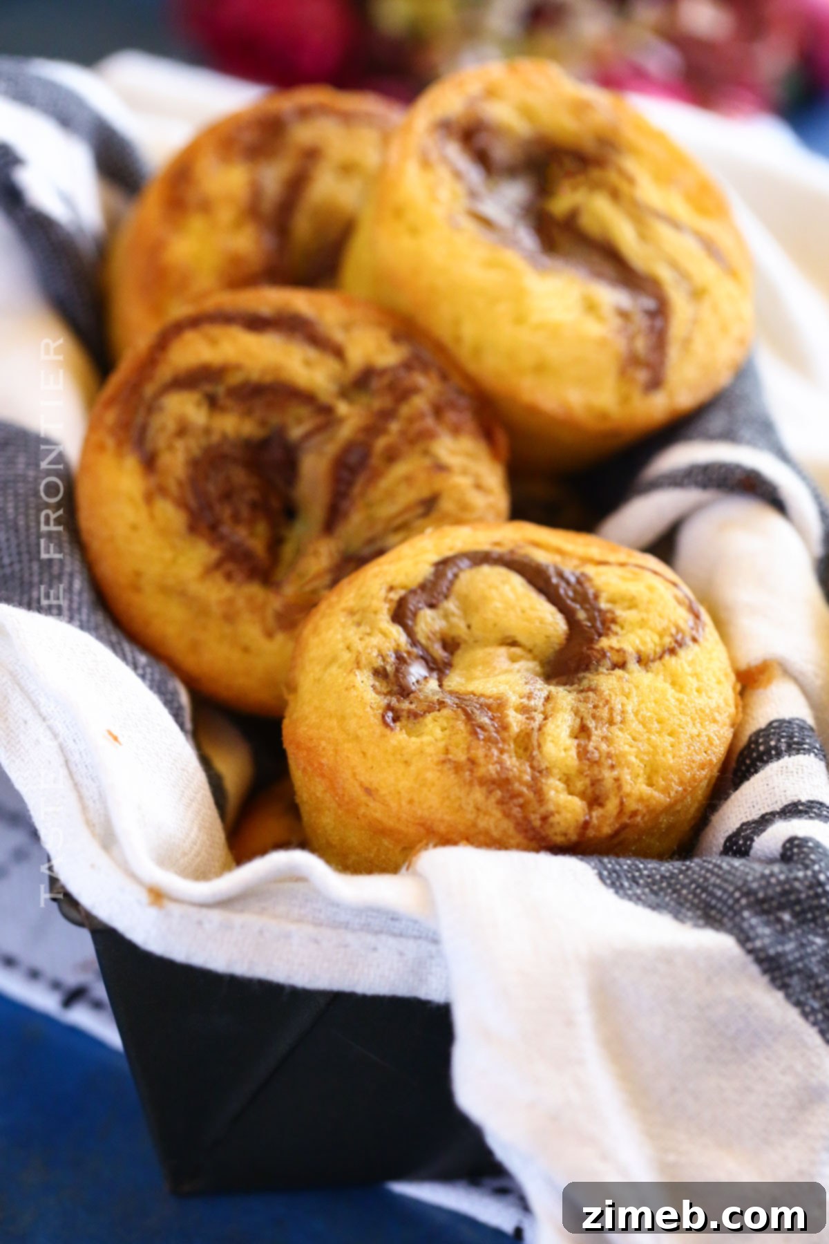 easy Nutella Muffins