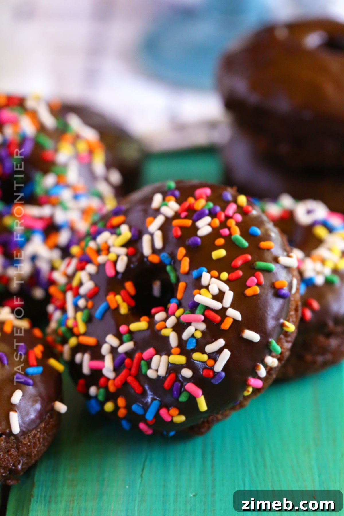 Bronuts 17 Close-up of Bronuts Recipe with glaze and sprinkles