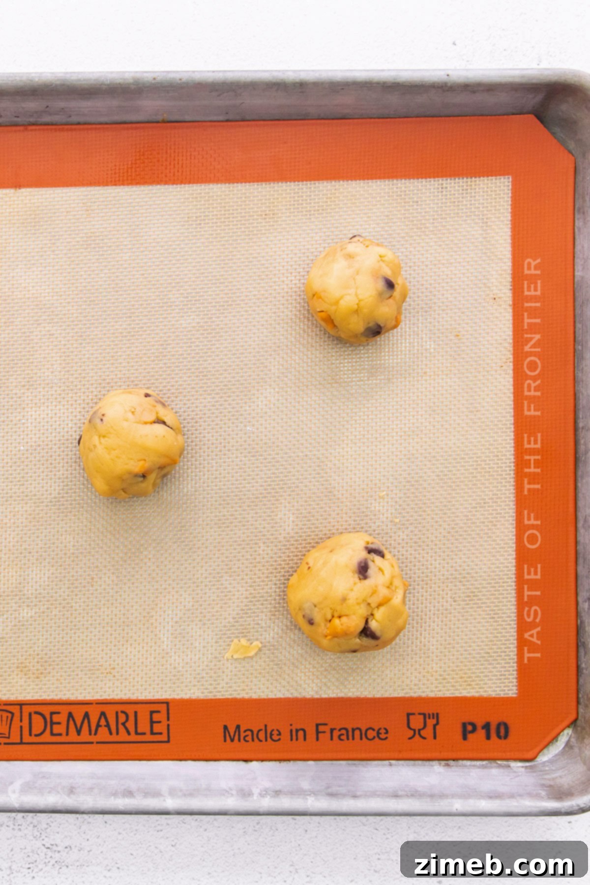 Golden Butterscotch Chocolate Chip Delights 7 how to make Butterscotch Chocolate Chip Cookies