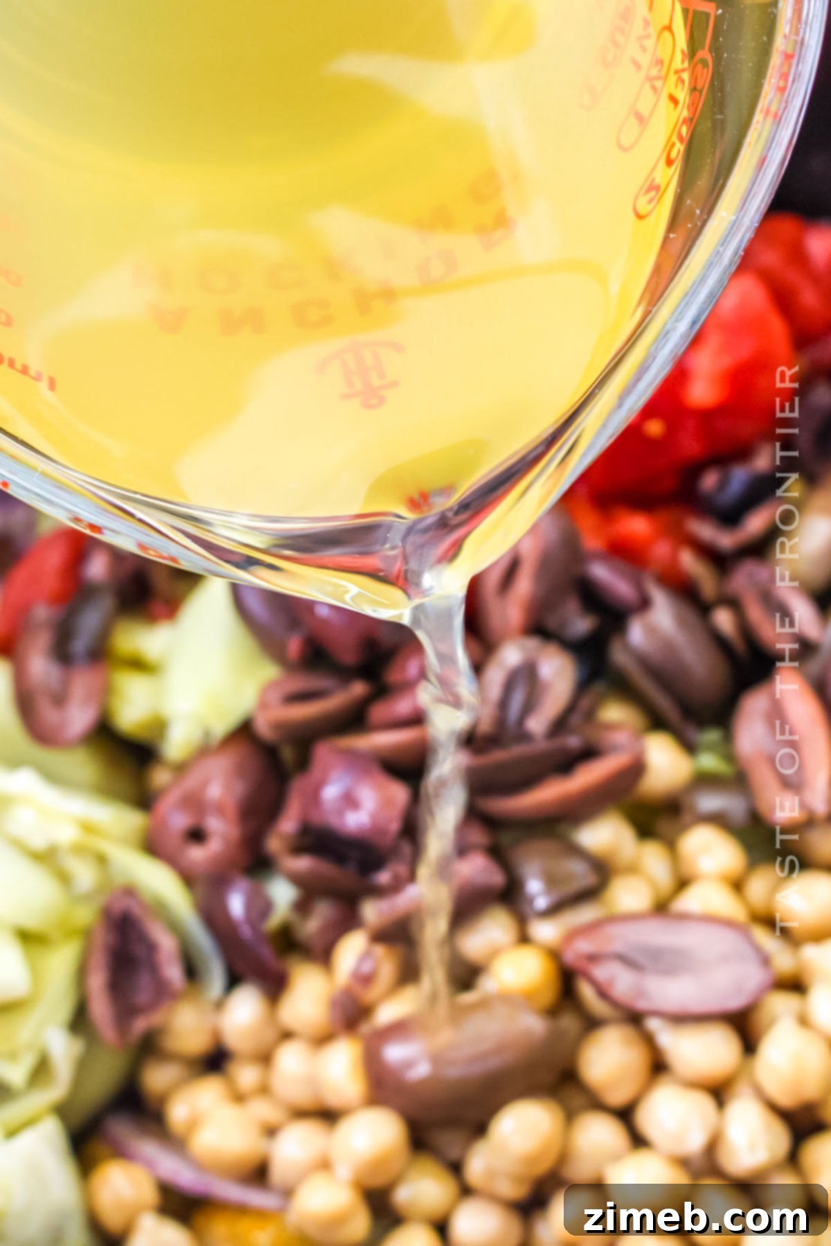 how to make Mediterranean Chicken in the slow cooker, easy steps
