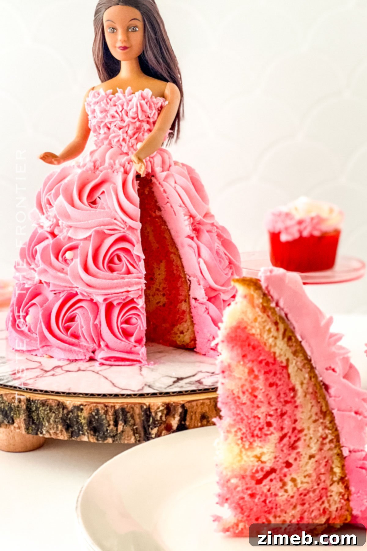 serving Barbie Cake