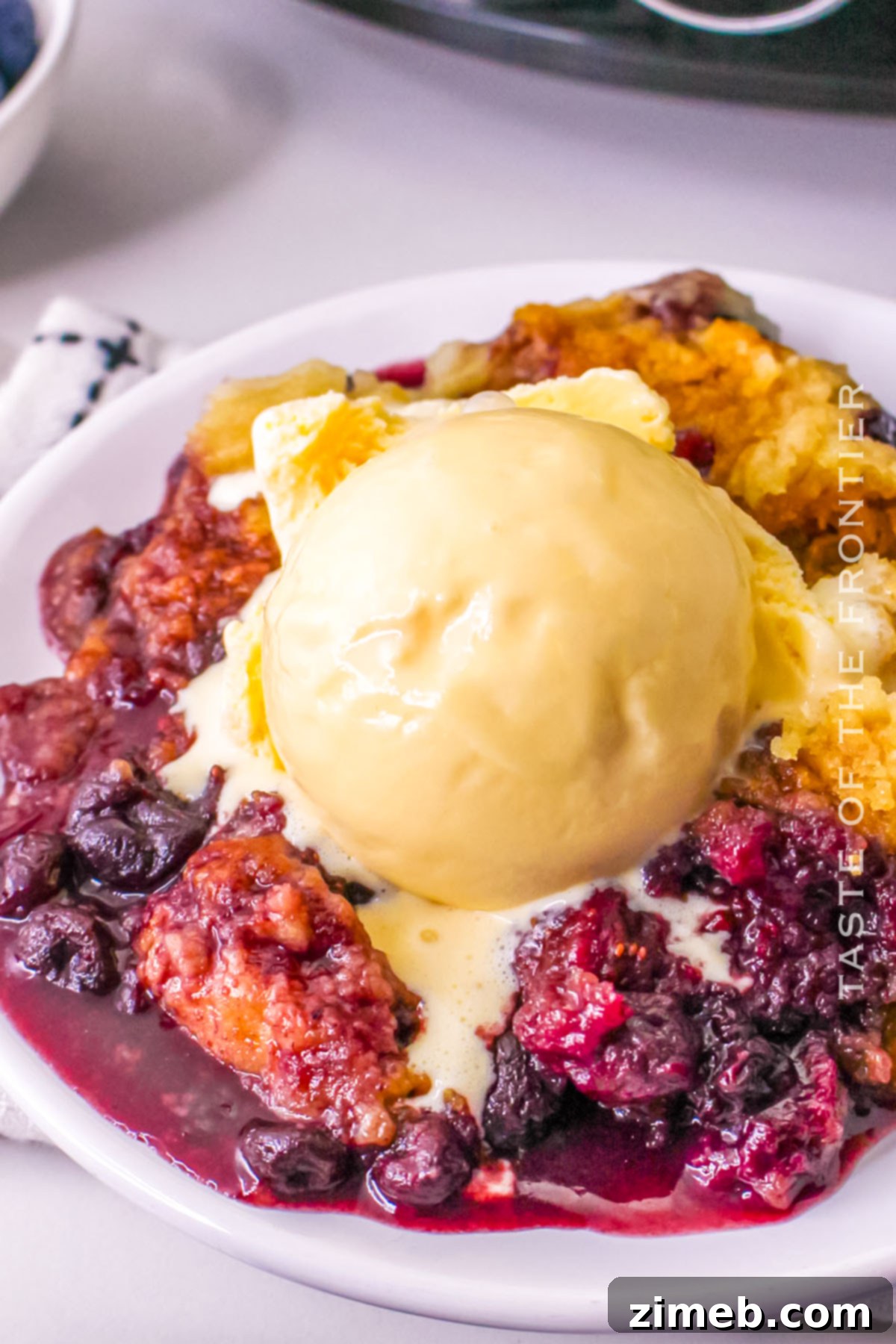 Crockpot Cobbler with Cake Mix Recipe
