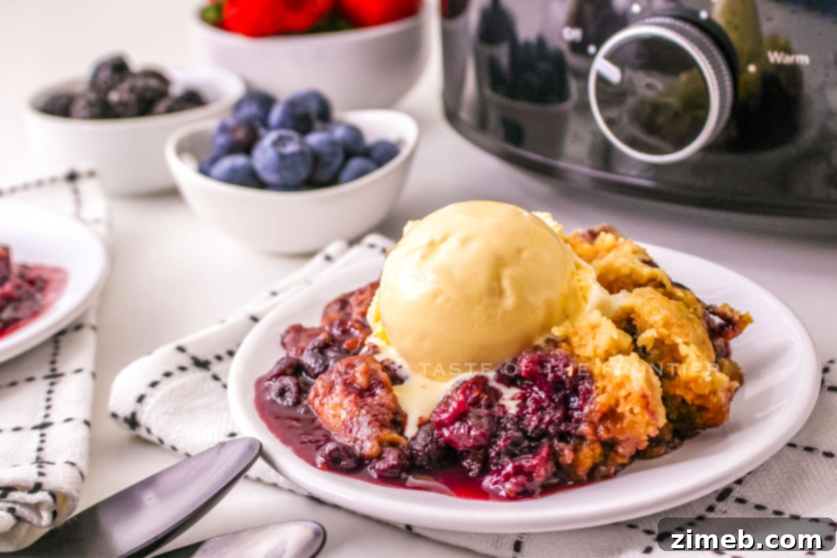 best slow cooker berry dessert
