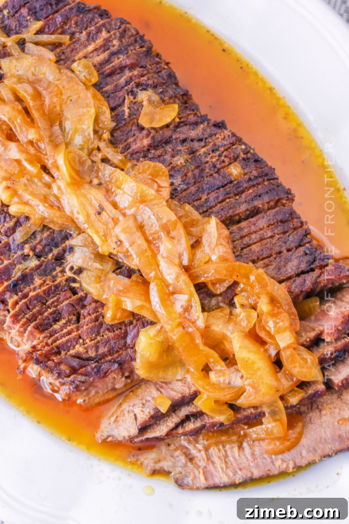 Melt-in-Your-Mouth Slow Cooker Flank Steak 3 Slow Cooker Flank Steak Recipe - Tender beef slow cooked with savory spices and red wine vinegar