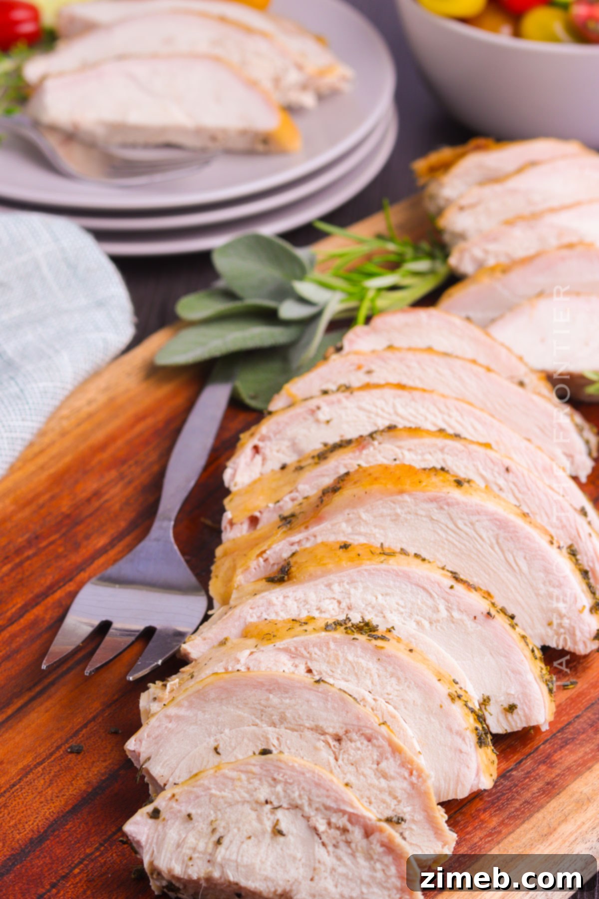 serving turkey for holiday meal