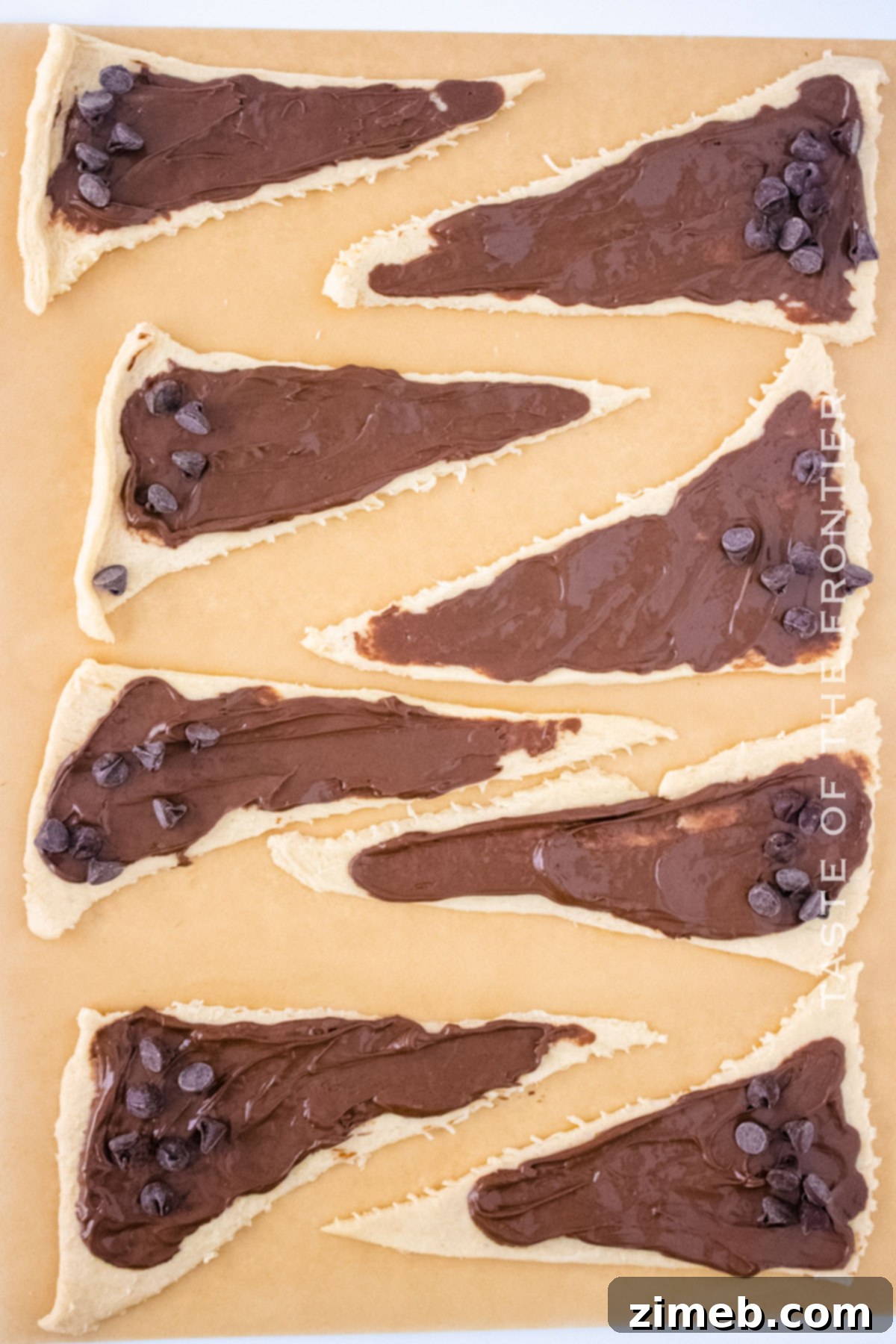how to make Nutella Crescent Rolls