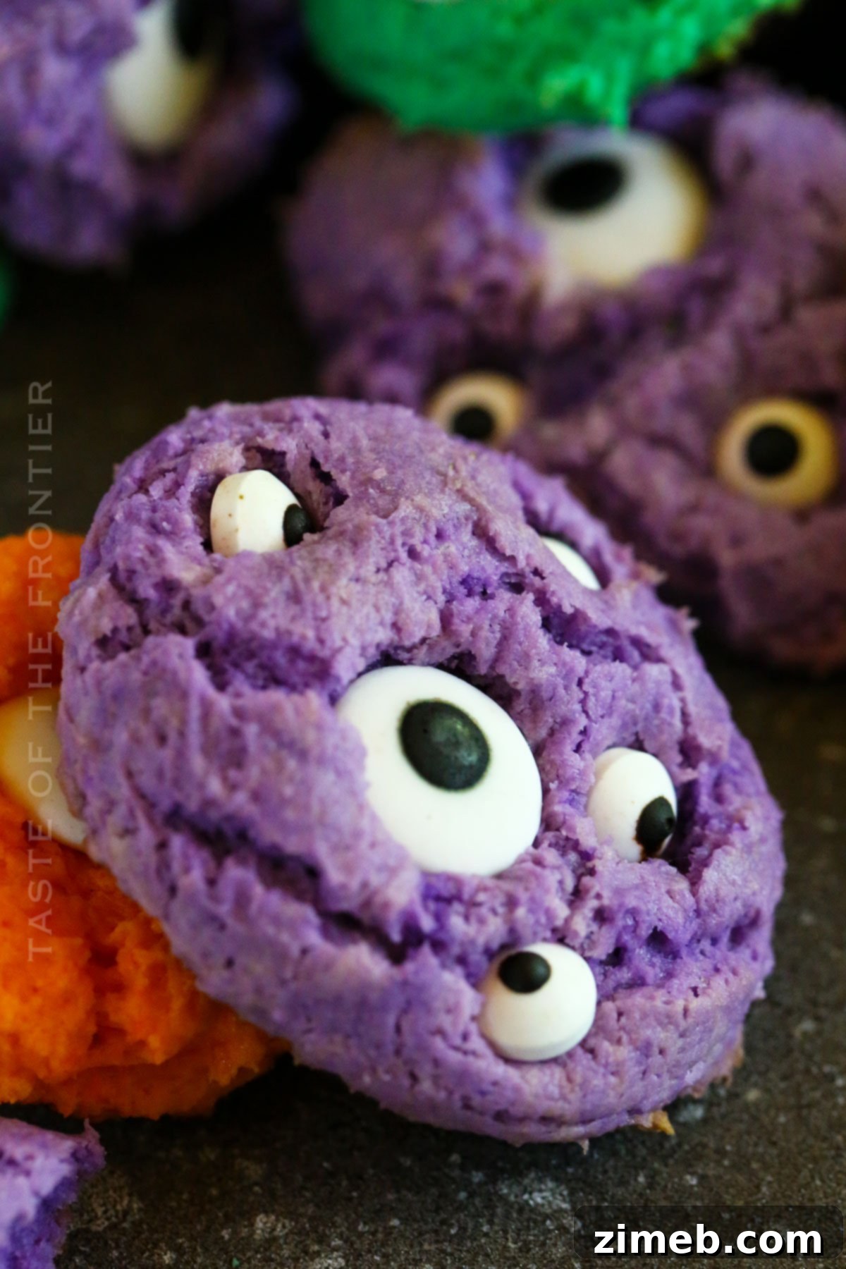 Halloween eyeball cookies