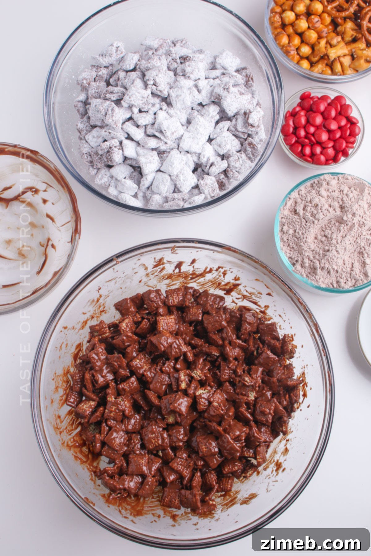 North Pole Nibblers 6 brownie snack mix