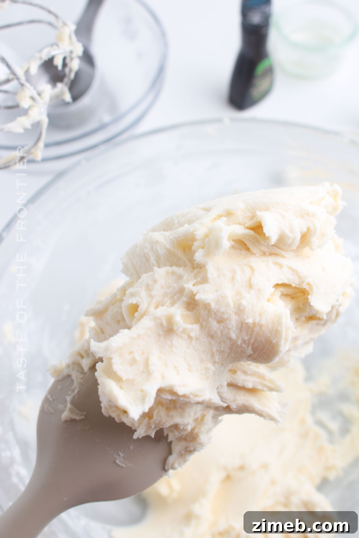 Whipped butter with confectioner's sugar for butter mints
