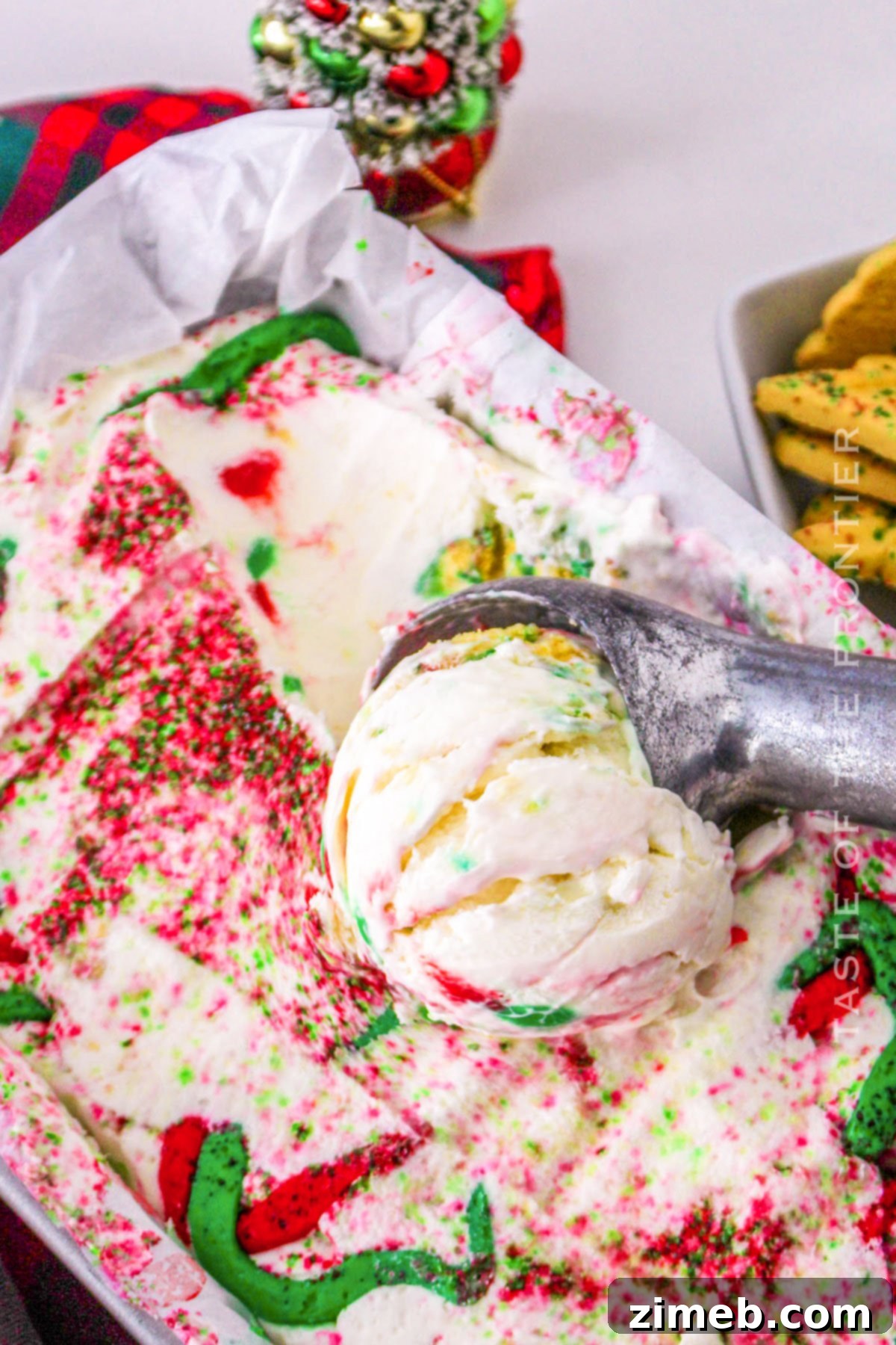 Yuletide Cookie Crunch 3 scooping and serving