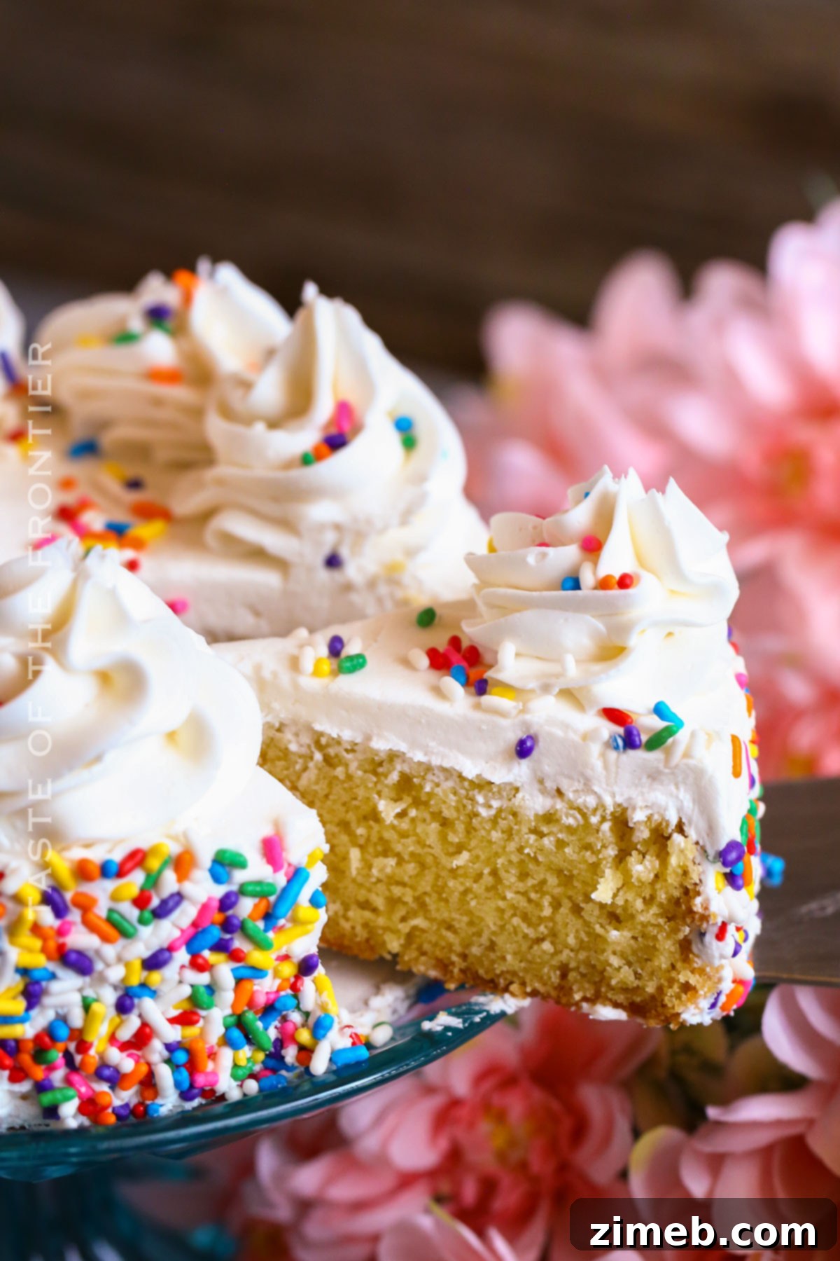 Petite Birthday Delight 9 single layer vanilla cake