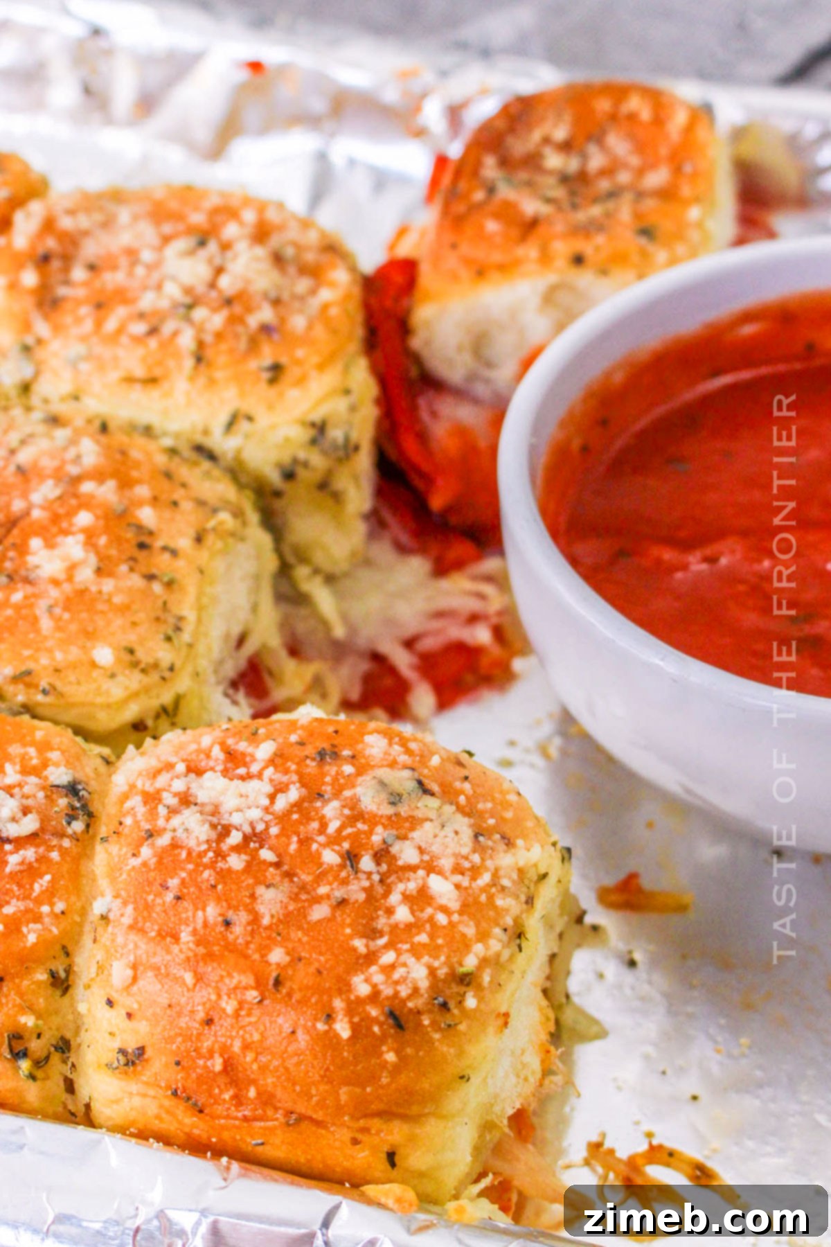 Pizza Bites 7 Game day appetizer - baked Pizza Sliders