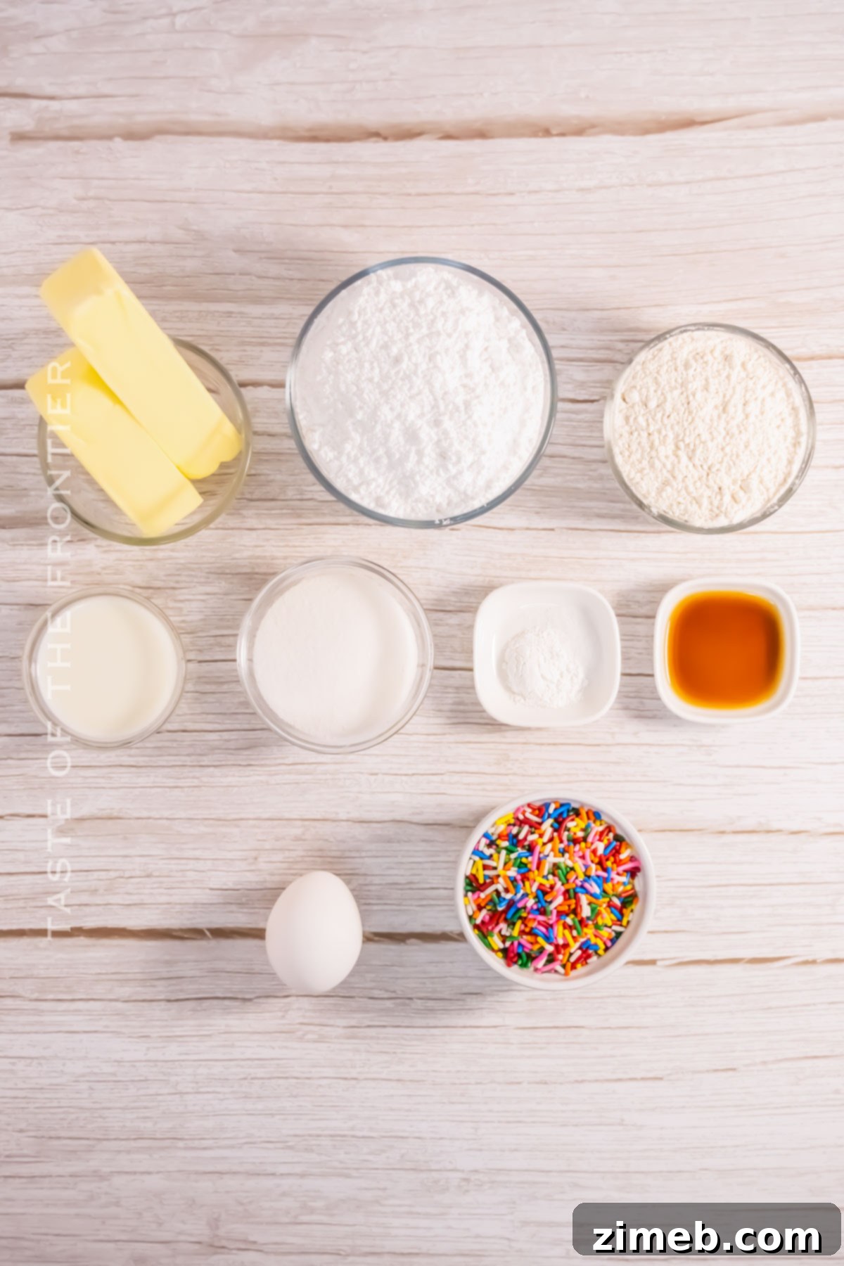 Bite-Sized Delights 4 Mini Cupcake ingredients