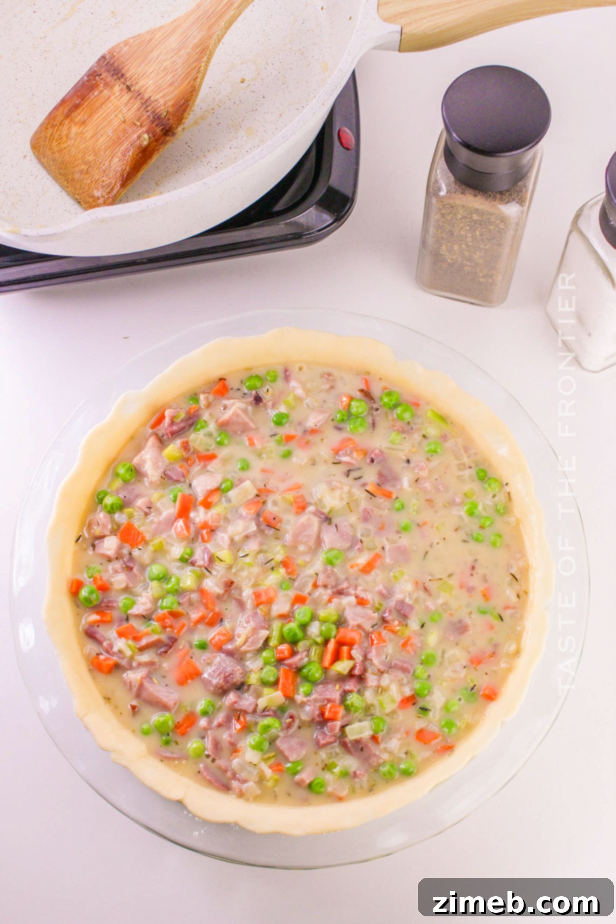 How to make Ham Pot Pie, step-by-step process