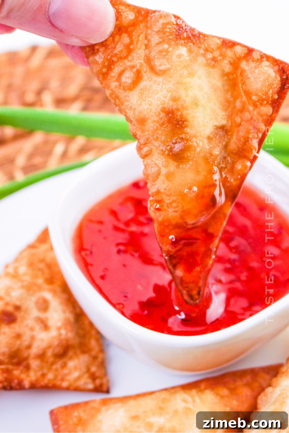 Golden Jalapeño Wonton Bursts 2 Jalapeno Popper Wontons