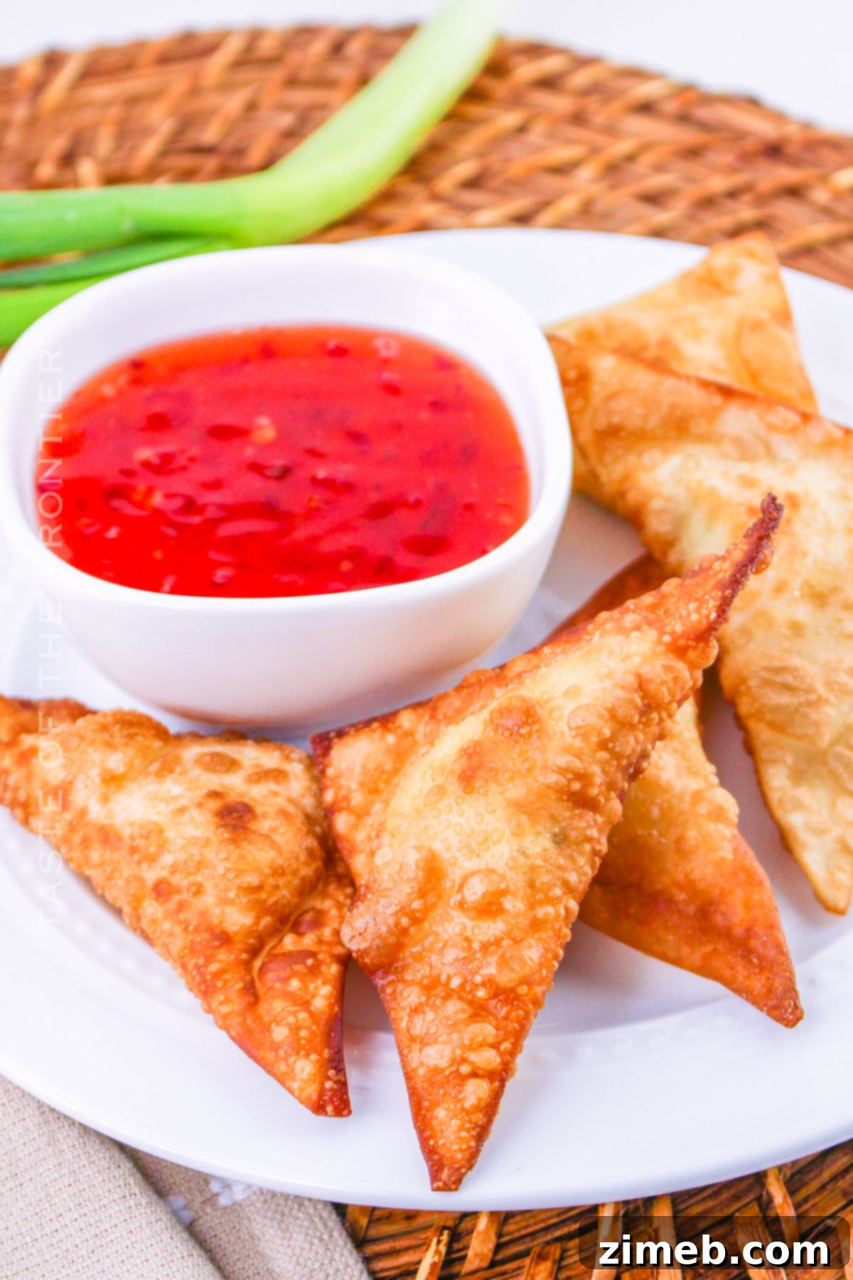 Golden Jalapeño Wonton Bursts 3 wonton snack