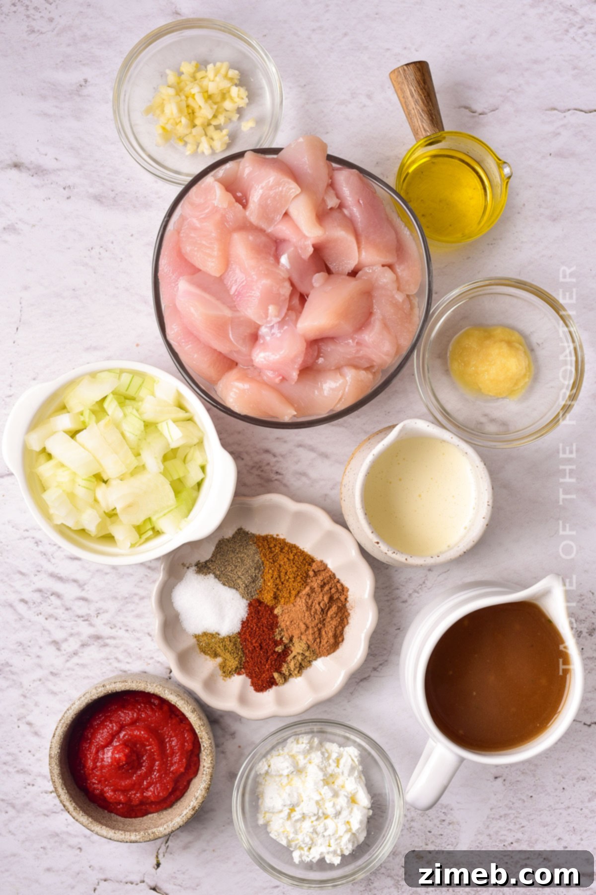 Essential ingredients for Chicken Curry with Coconut Cream.