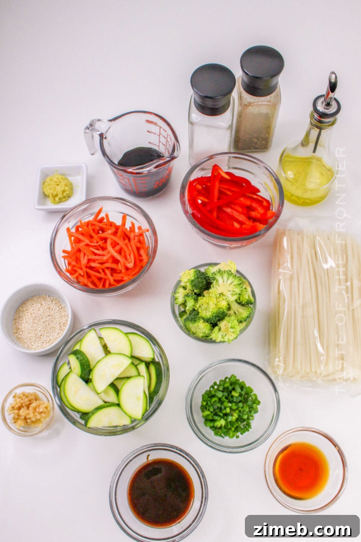 Garden Fresh Noodle Stir-Fry 4 Fresh ingredients for Stir Fry Vegetarian Noodles