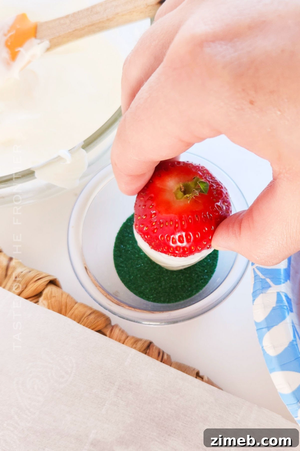 Cinco de Mayo Strawberry Fiesta 6 How to make Cinco de Mayo Strawberries step by step