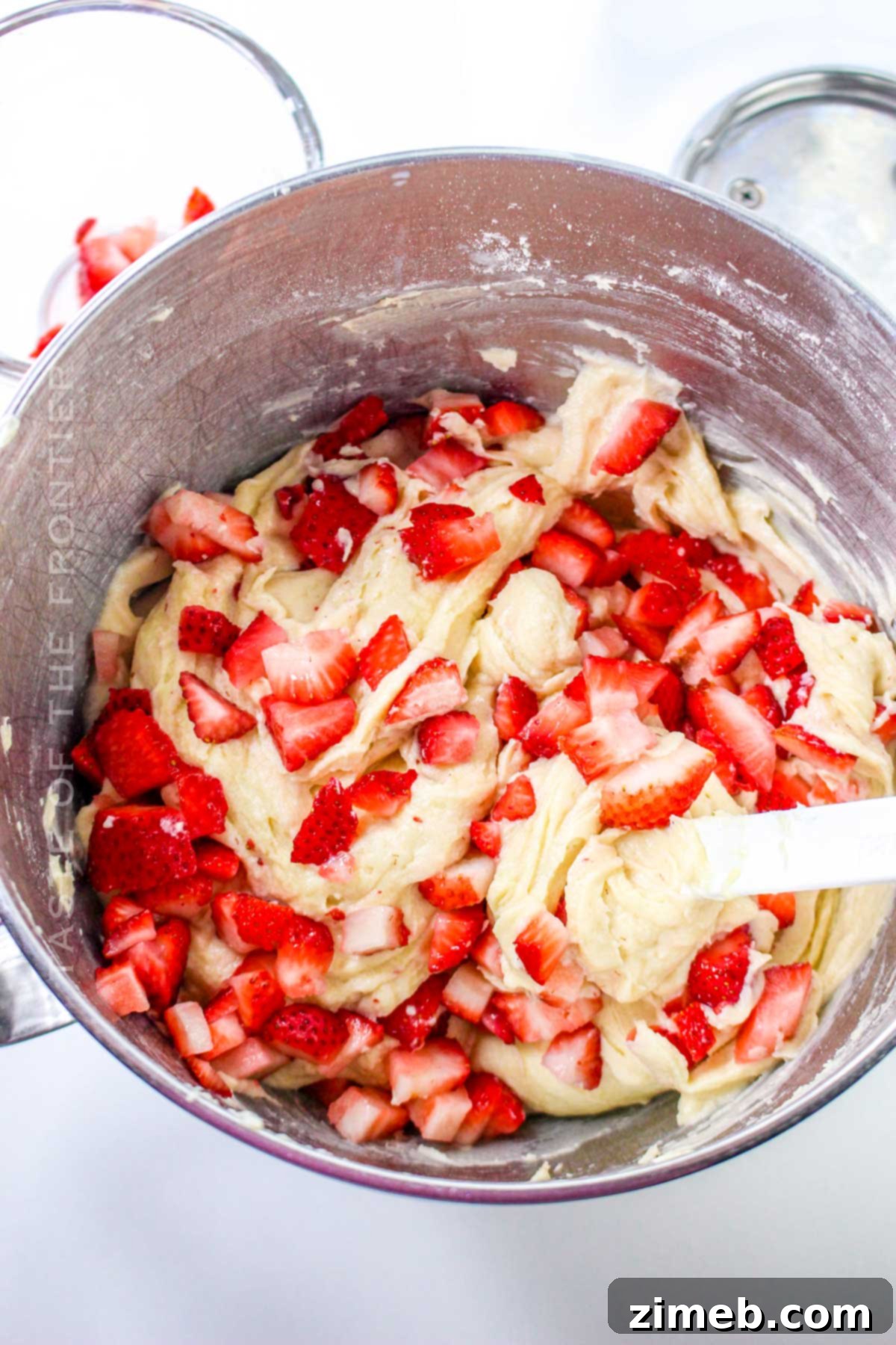 how to make Strawberry Pound Cake