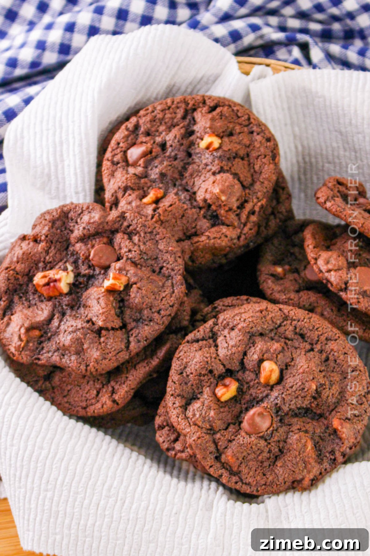 Decadent Double Chocolate Pecan Cookies 14 double chocolate cookie with nuts