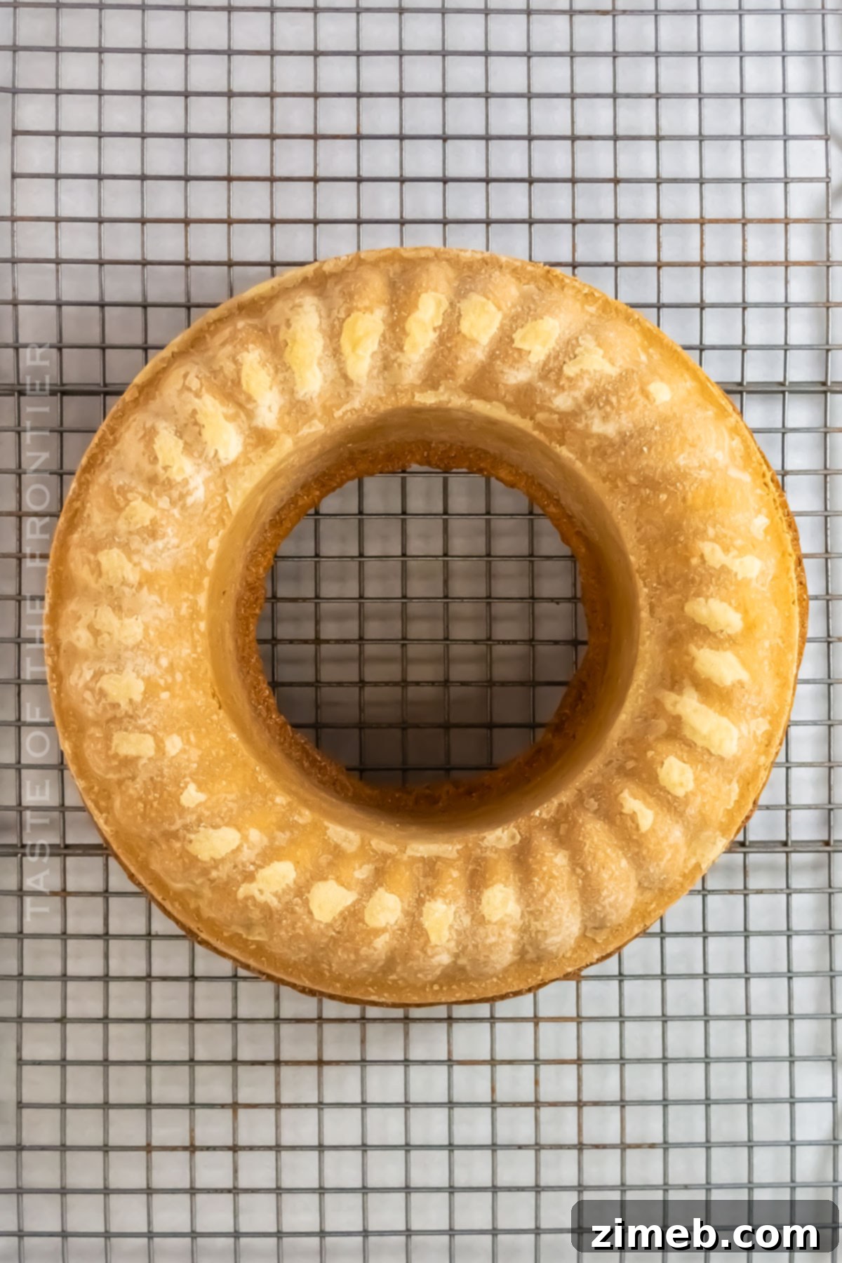 baked tube cake