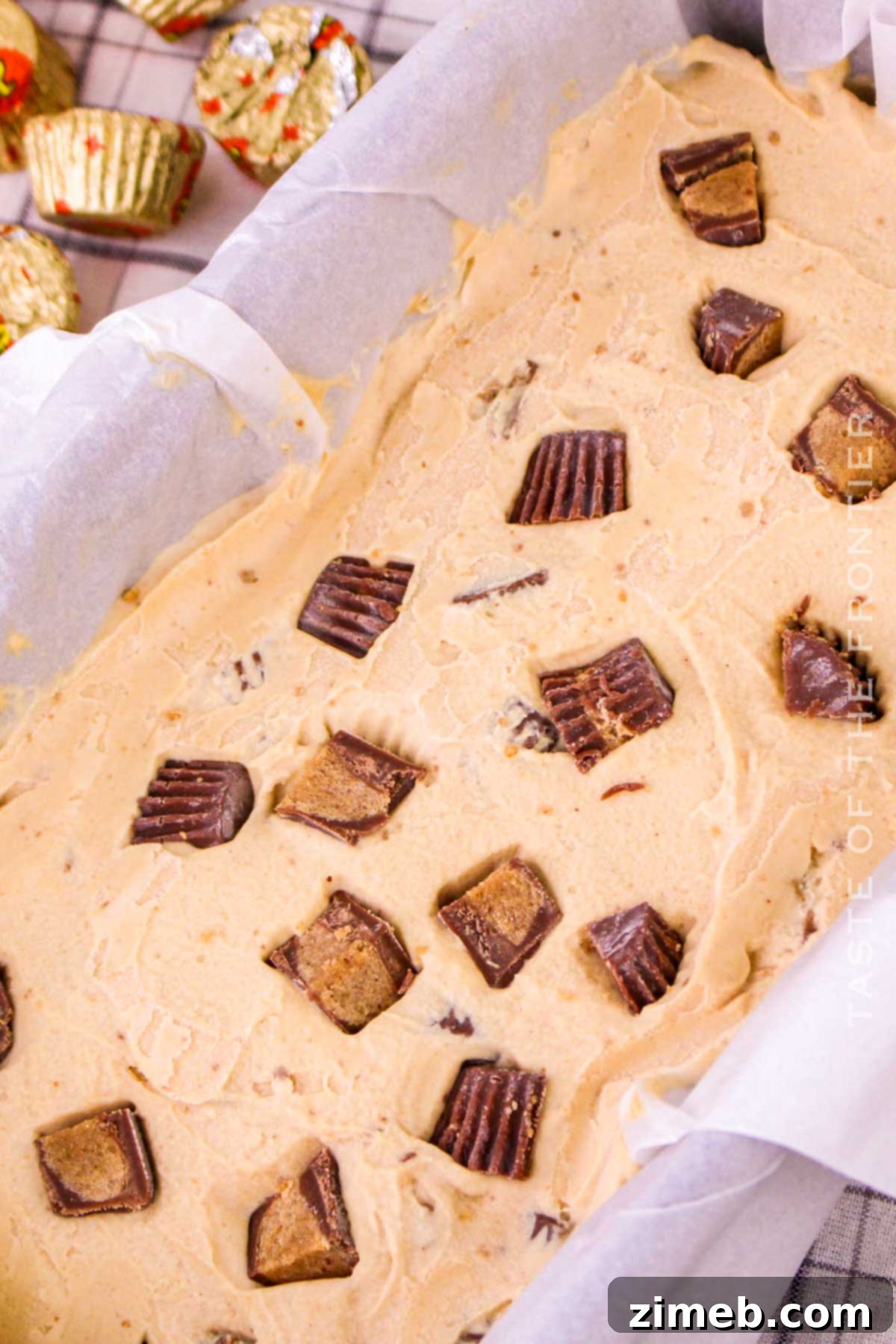 Reese's Peanut Butter Ice Cream Dream 8 frozen dessert with peanut butter cups