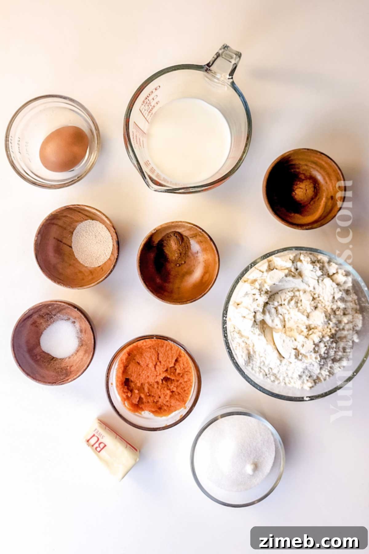 Warm Pumpkin Spice Donuts 4 Pumpkin Donut Ingredients List