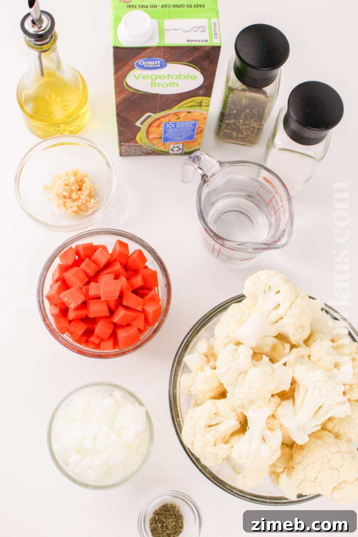 Velvety Carrot Cauliflower Delight 4 Ingredients for Creamy Carrot Cauliflower Soup