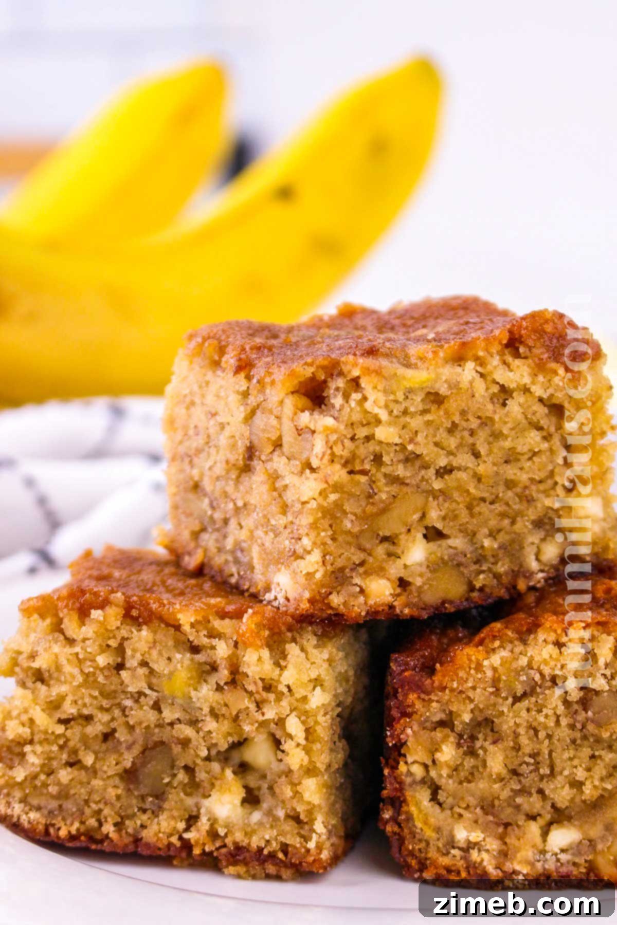 Delicious dessert bars made with ripe bananas.