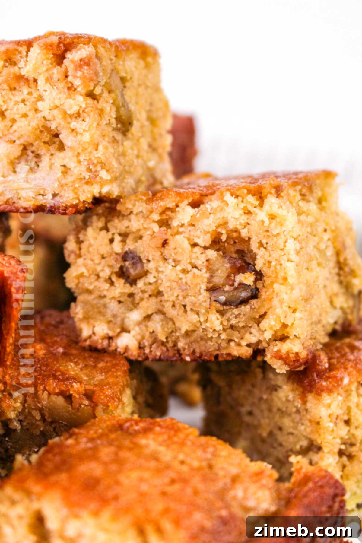 Delicious banana bars recipe, perfect for any occasion.